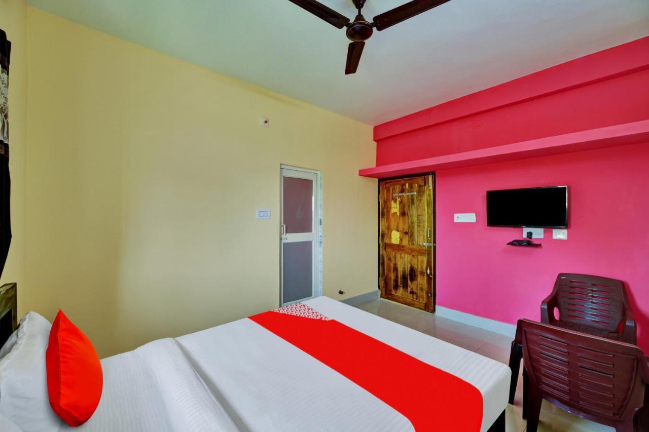 Oyo Flagship 81058 Royal Regalia Hotel Bhubaneswar Exterior photo