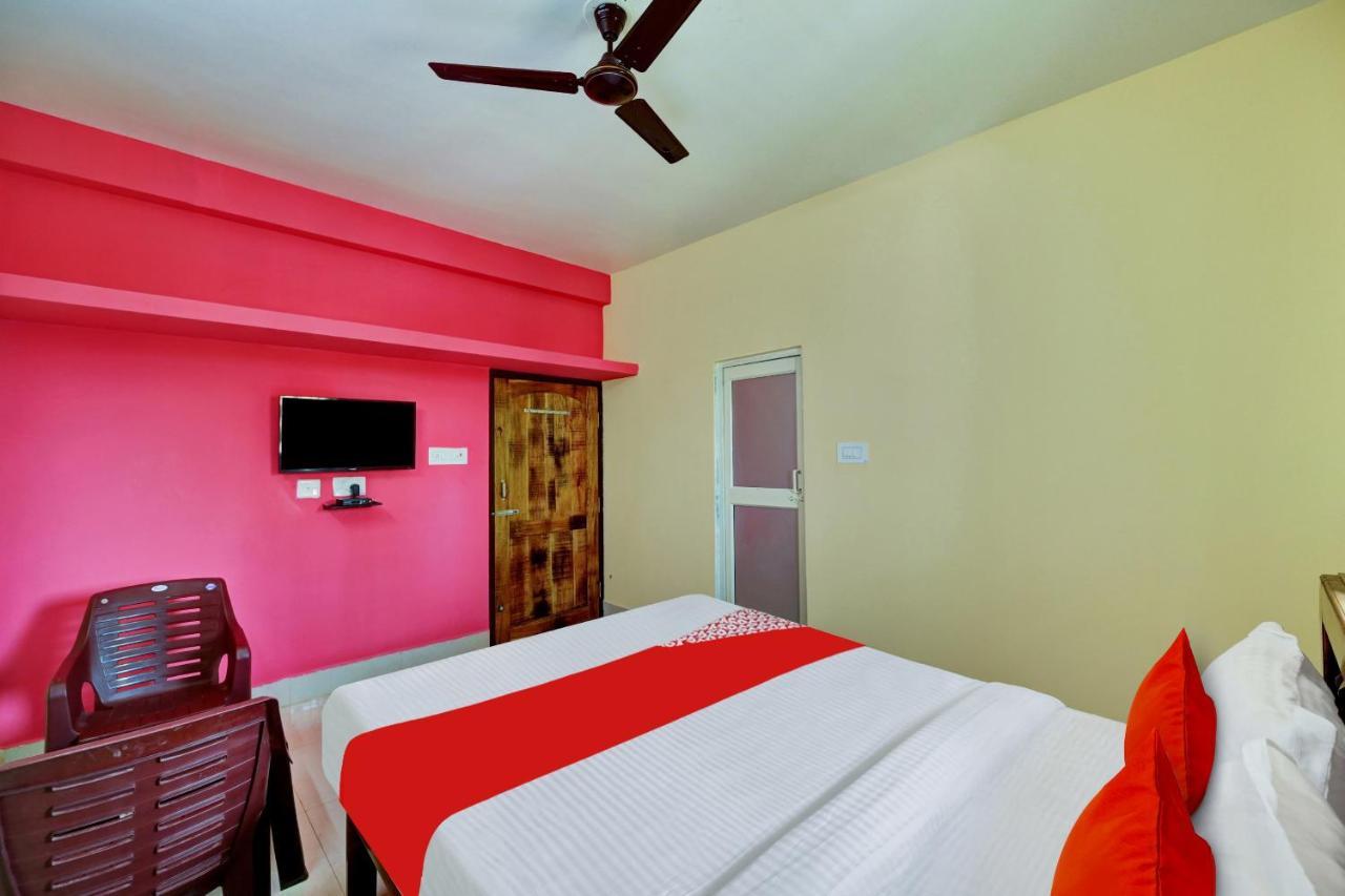 Oyo Flagship 81058 Royal Regalia Hotel Bhubaneswar Exterior photo
