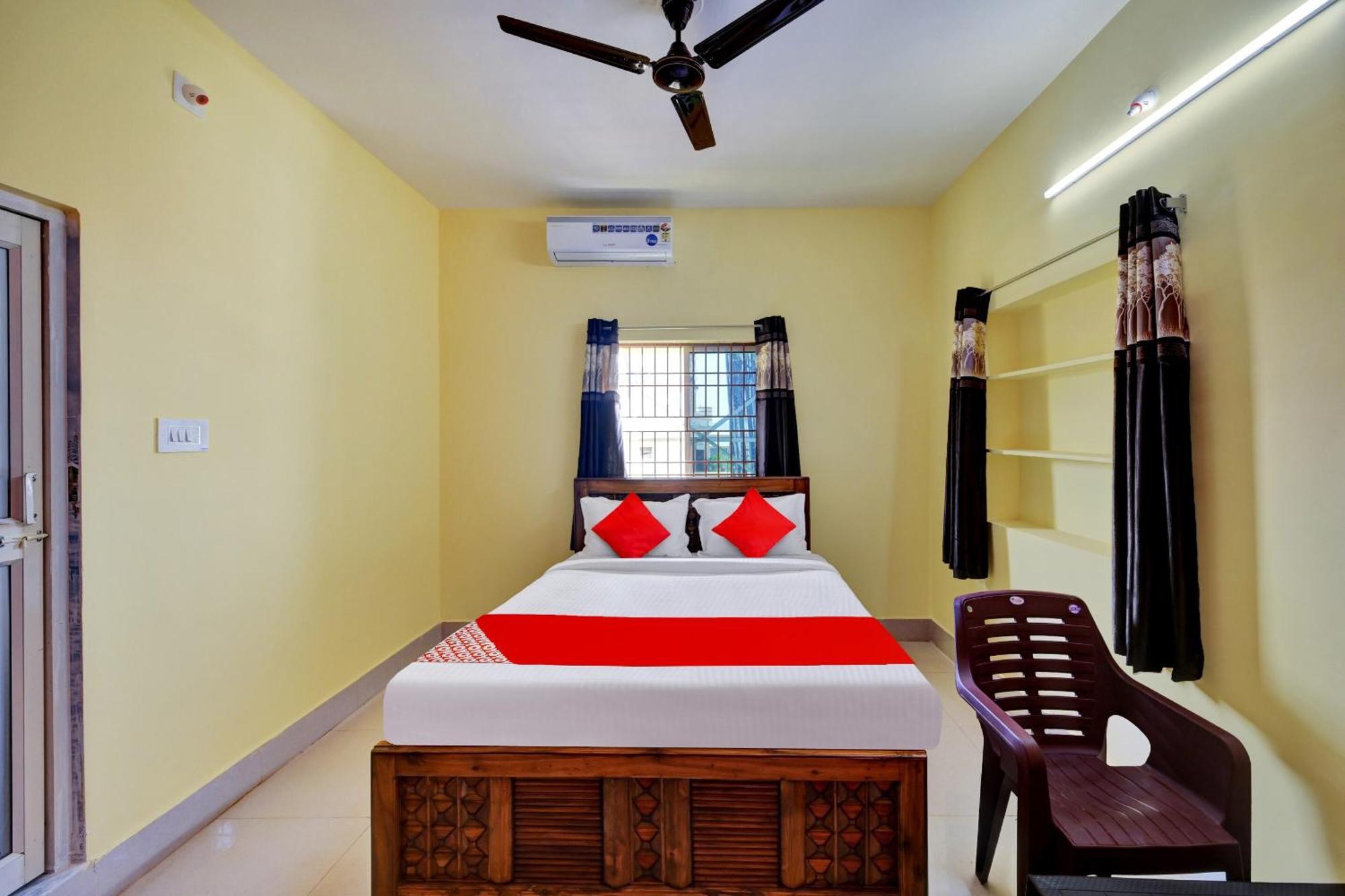 Oyo Flagship 81058 Royal Regalia Hotel Bhubaneswar Exterior photo